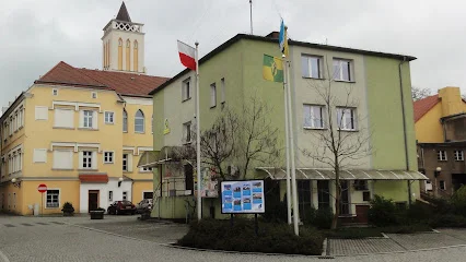 Ratusz (ul. Moniuszki, XVI w.)